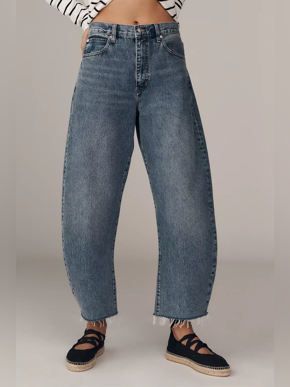 NWT Frame The Bubble High-Rise Crop Barrel-Leg Jeans, Size 33 - Picture 3 of 11